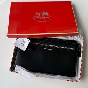 Coach Black Leather Zip Wallet